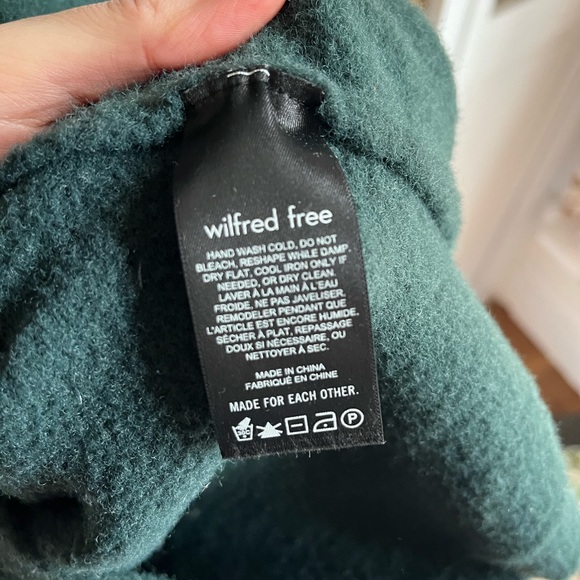 NOT AVAILABLE Stretchy bodycon knit Aritzia dress - Picture 2 of 4